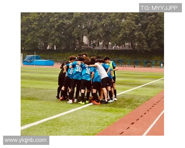 广州羽毛球队在杯赛积分榜上以60分稳居第一名展现强劲实力