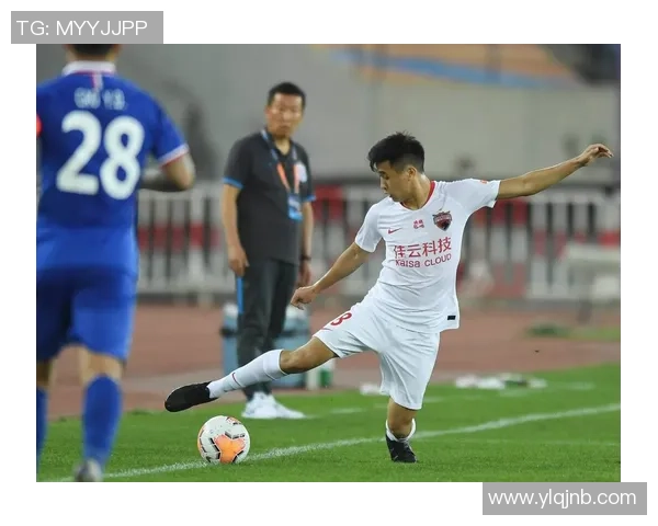 深圳足球队近期状态分析与未来发展展望探讨